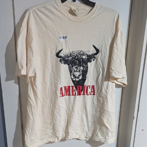 Tops - America Bull Graphic Tee - Cream